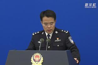 媒体人：马来西亚队长库尔斯是华裔，差点加盟苏宁然后完成归化